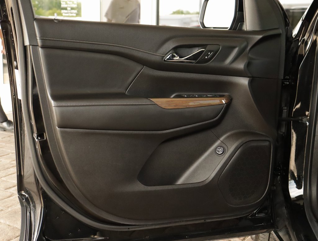 Used 2023 GMC Acadia SLE w/ Driver Convenience Package image 22