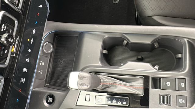 New 2026 Nissan Sentra SR w/ SR Premium Package image 26