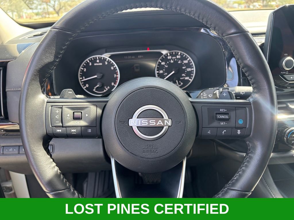 Used 2024 Nissan Pathfinder SV image 12