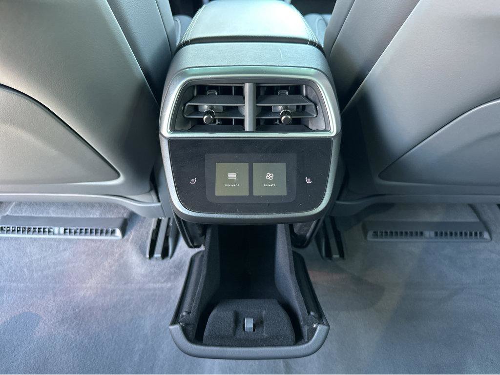 Used 2024 Lucid Air Touring image 17