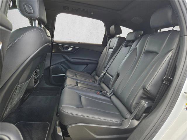 Used 2025 Audi Q7 3.0T Premium Plus w/ Premium Plus Package AWD/4WD image 19