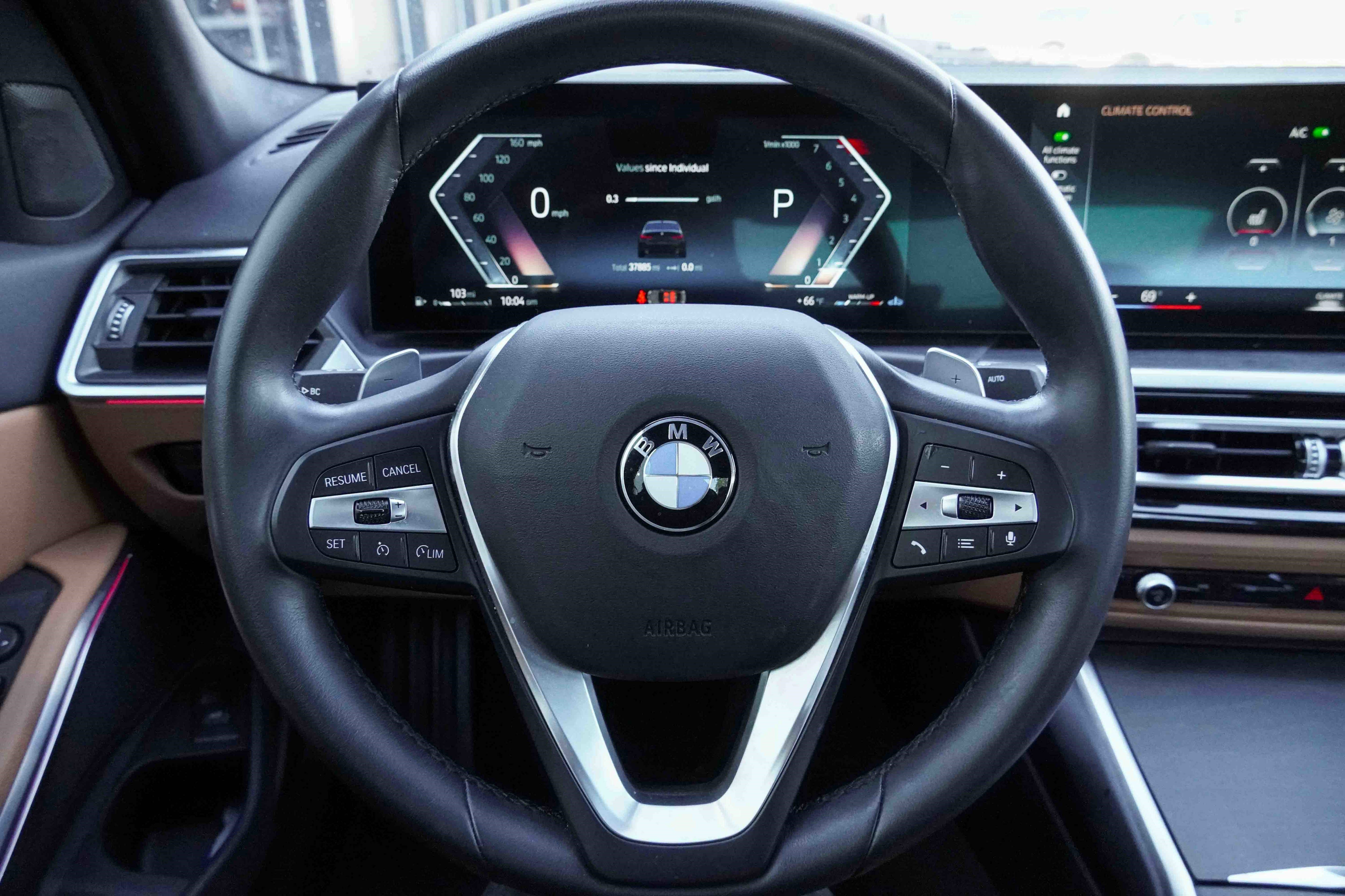 Used 2024 BMW 330i Sedan w/ Convenience Package image 18