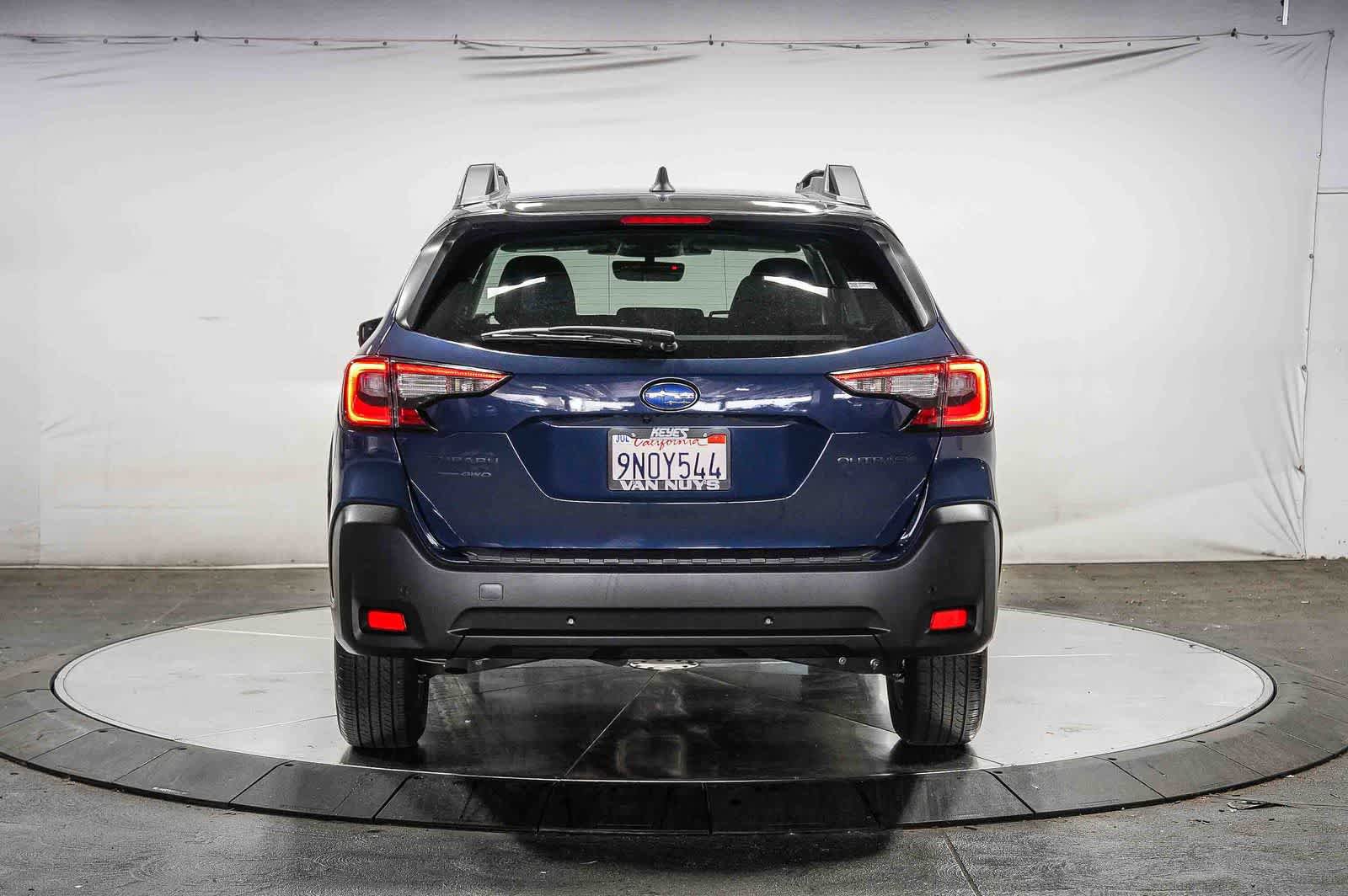 Used 2024 Subaru Outback Onyx Edition AWD/4WD image 3