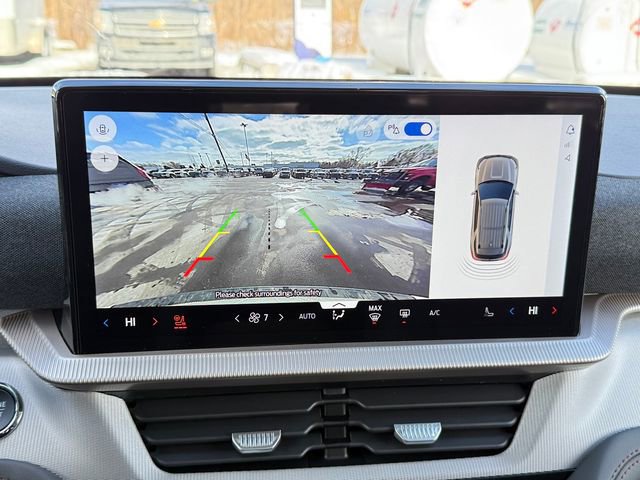 New 2026 Ford Explorer Active w/ Active Comfort Package AWD/4WD image 18