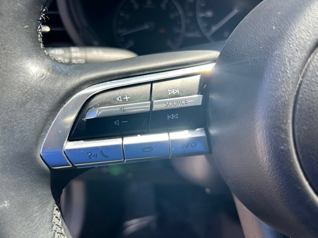 Used 2021 MAZDA MAZDA3 s FWD image 42