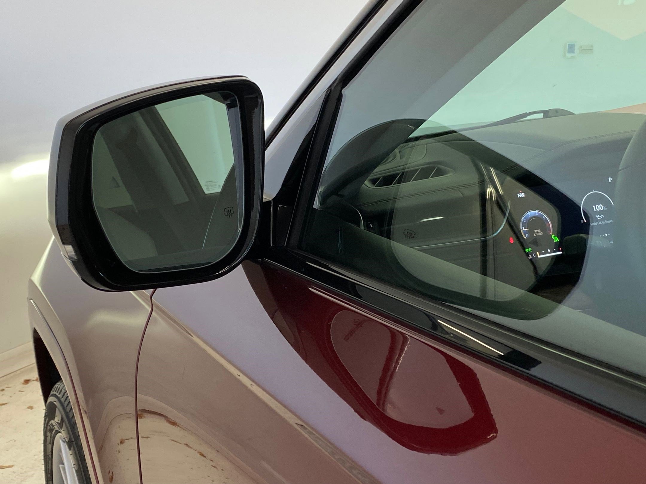 Used 2022 Jeep Grand Cherokee L Summit w/ Advanced Protech Group IV image 23