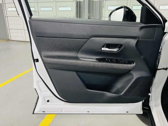 New 2026 Nissan Kicks SV image 23