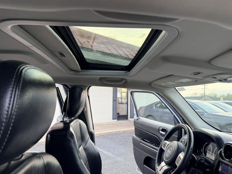 Used 2012 Jeep Patriot Limited w/ Sun/Sound Group image 14