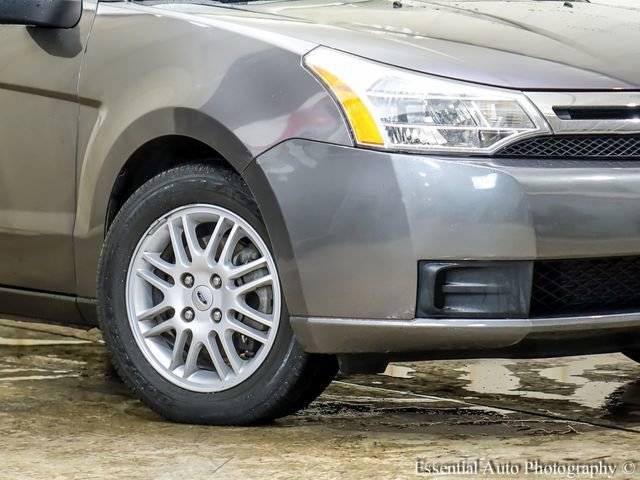Used 2011 Ford Focus SE w/ 201A Rapid Spec Order Code image 3