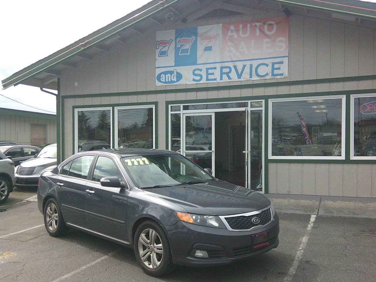 Used 2010 Kia Optima SX w/ Premium Pkg image 1