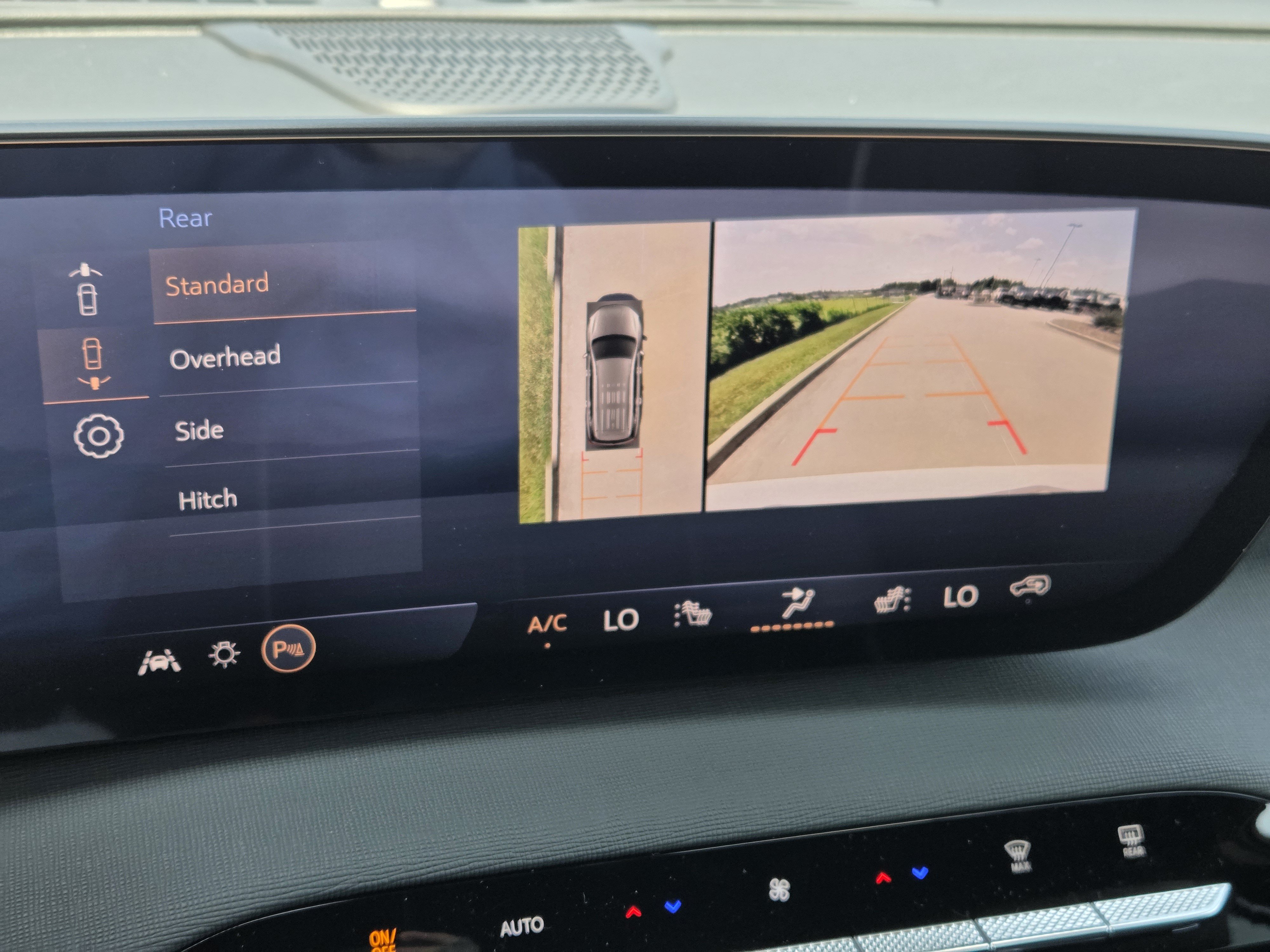 New 2026 Buick Enclave Preferred w/ Super Cruise Package AWD/4WD image 17