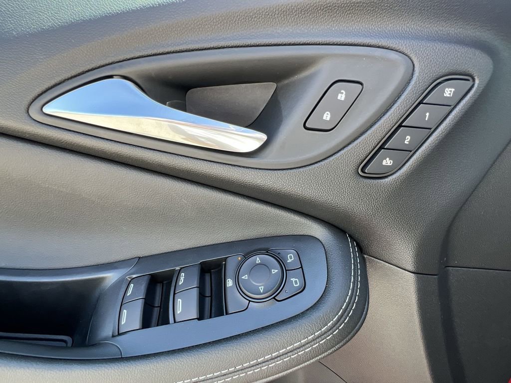 New 2026 Buick Encore GX Avenir w/ Avenir Convenience Package image 22