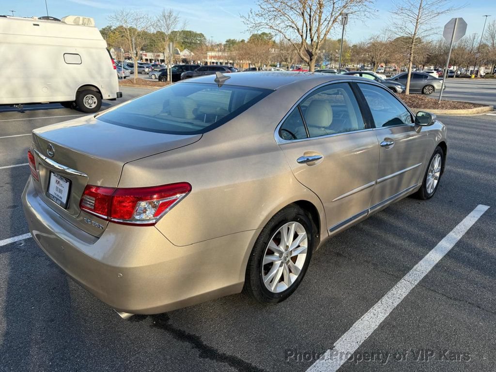 Used 2011 Lexus ES 350 FWD image 8