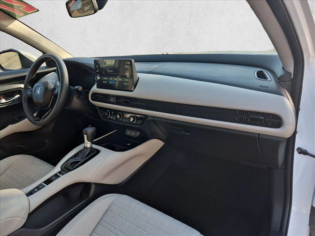 Certified 2027 Honda HR-V LX image 21