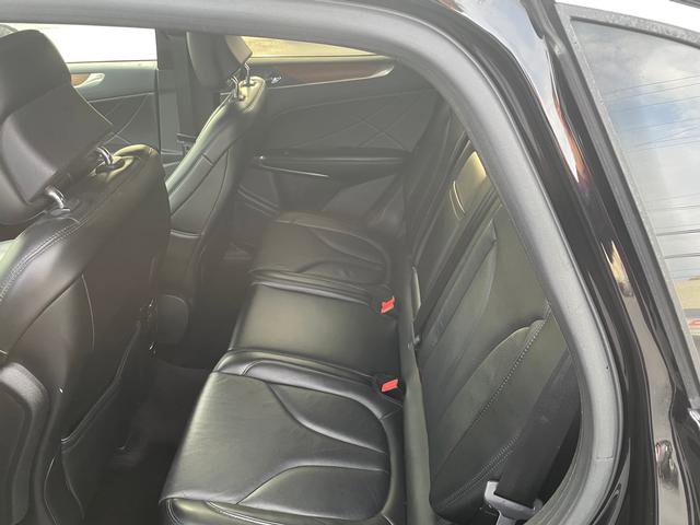 Used 2017 Lincoln MKC Reserve image 5