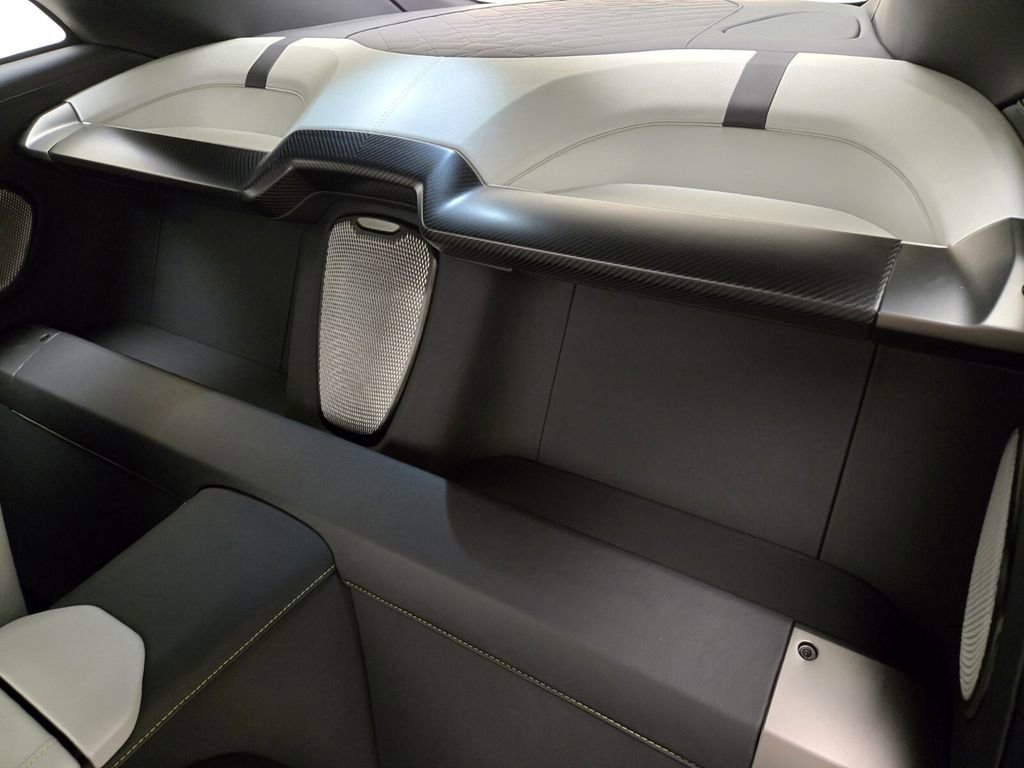 New 2025 Aston Martin Vanquish RWD image 19