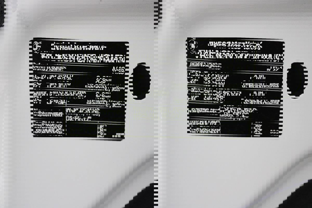 Used 2023 BMW 530e 530e w/ M Sport Package image 42