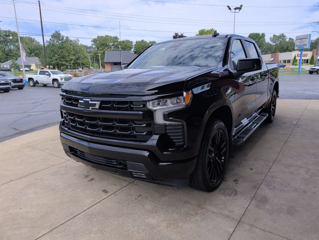 Used 2023 Chevrolet Silverado 1500 RST w/ Convenience Package II AWD/4WD image 5