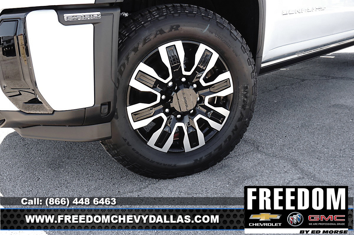 New 2026 GMC Sierra 2500 Denali Ultimate image 9