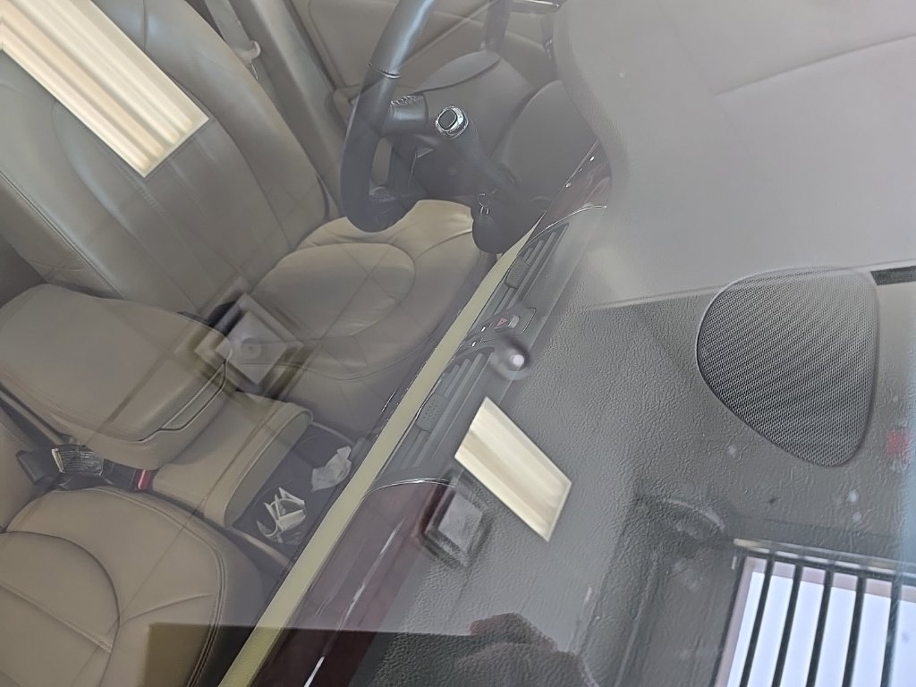 Used 2011 Buick Lucerne CXL FWD image 9