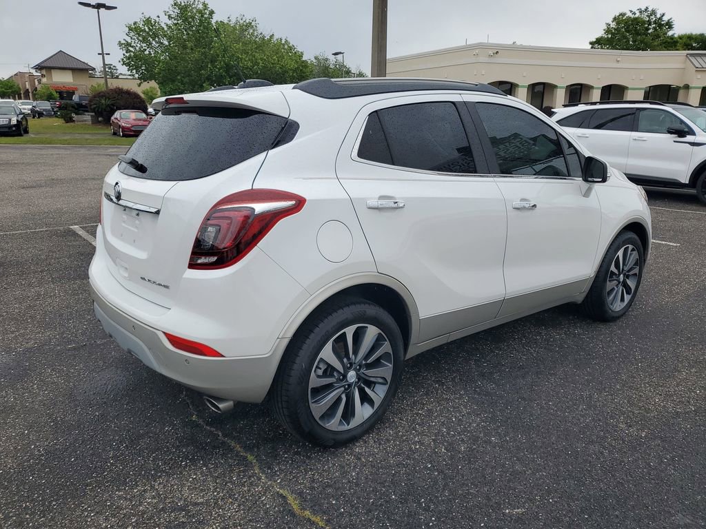 Used 2019 Buick Encore Essence w/ Safety Package II FWD image 4