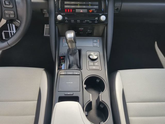 Used 2022 Lexus IS 350 F Sport RWD image 19