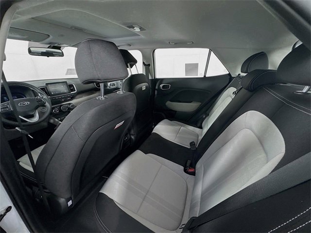 New 2025 Hyundai Venue SEL image 15