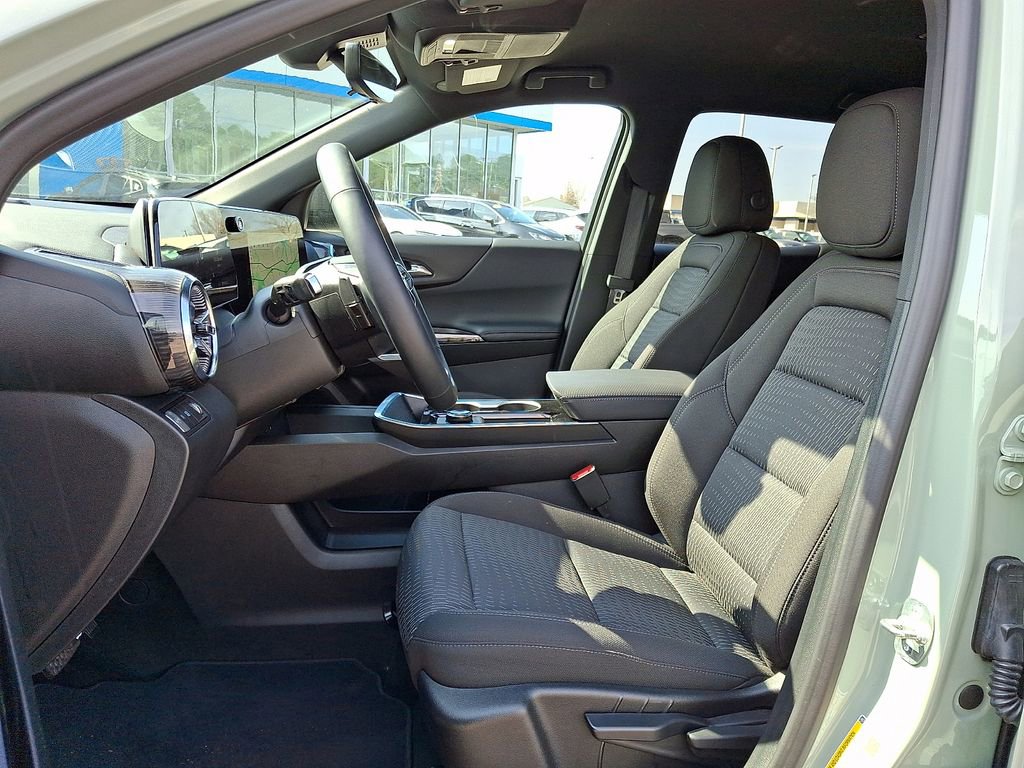 New 2026 Chevrolet Equinox LT w/ Midnight Edition image 10