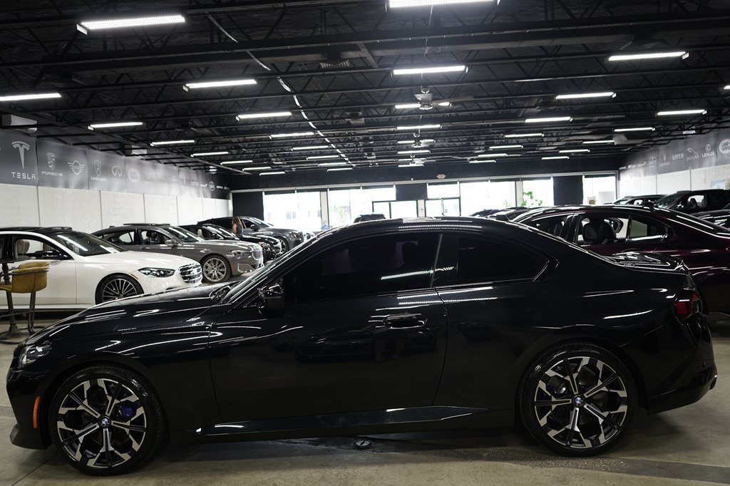 Used 2025 BMW M240i xDrive Coupe AWD/4WD image 2