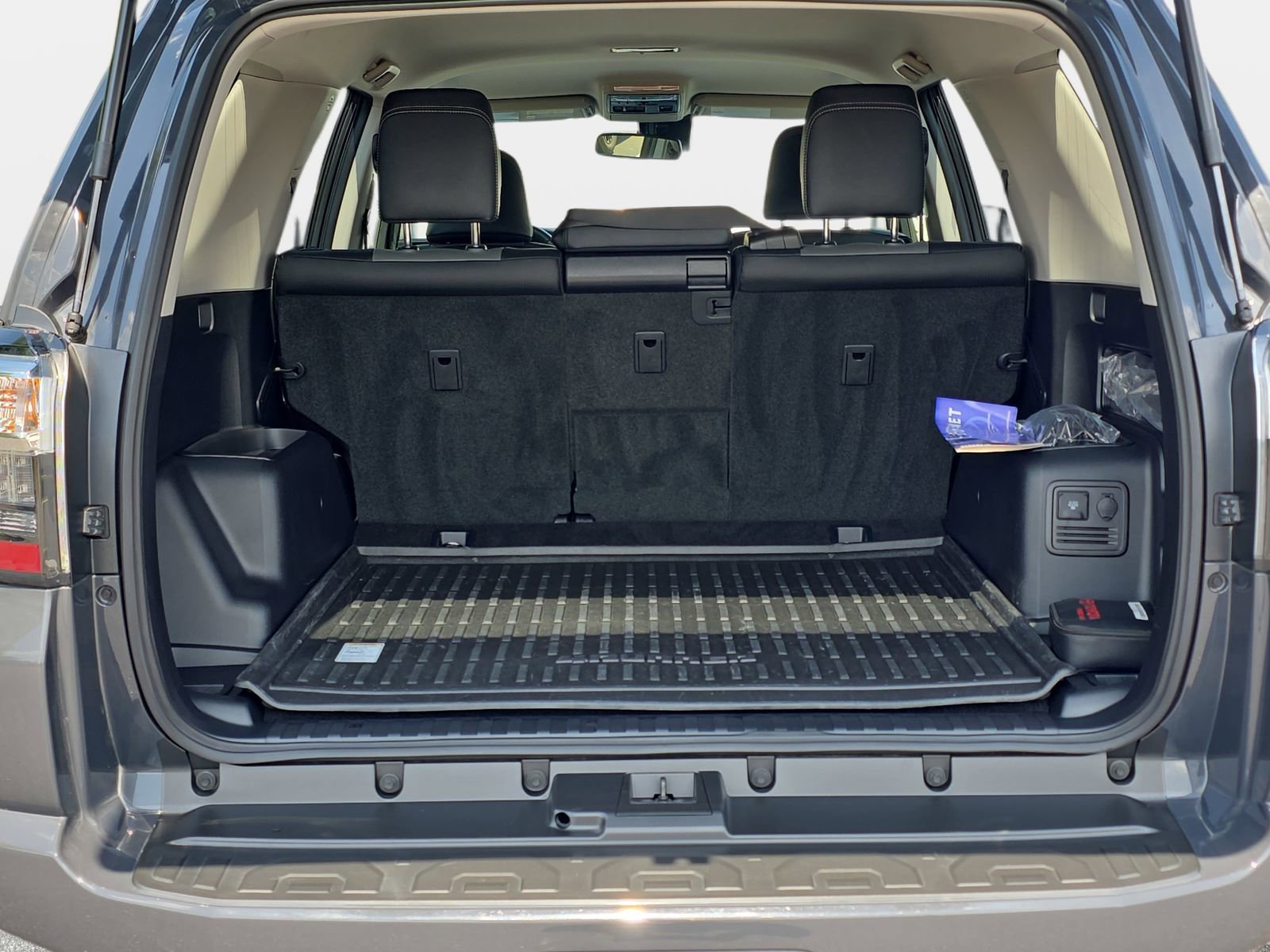 Used 2024 Toyota 4Runner SR5 Premium RWD image 12