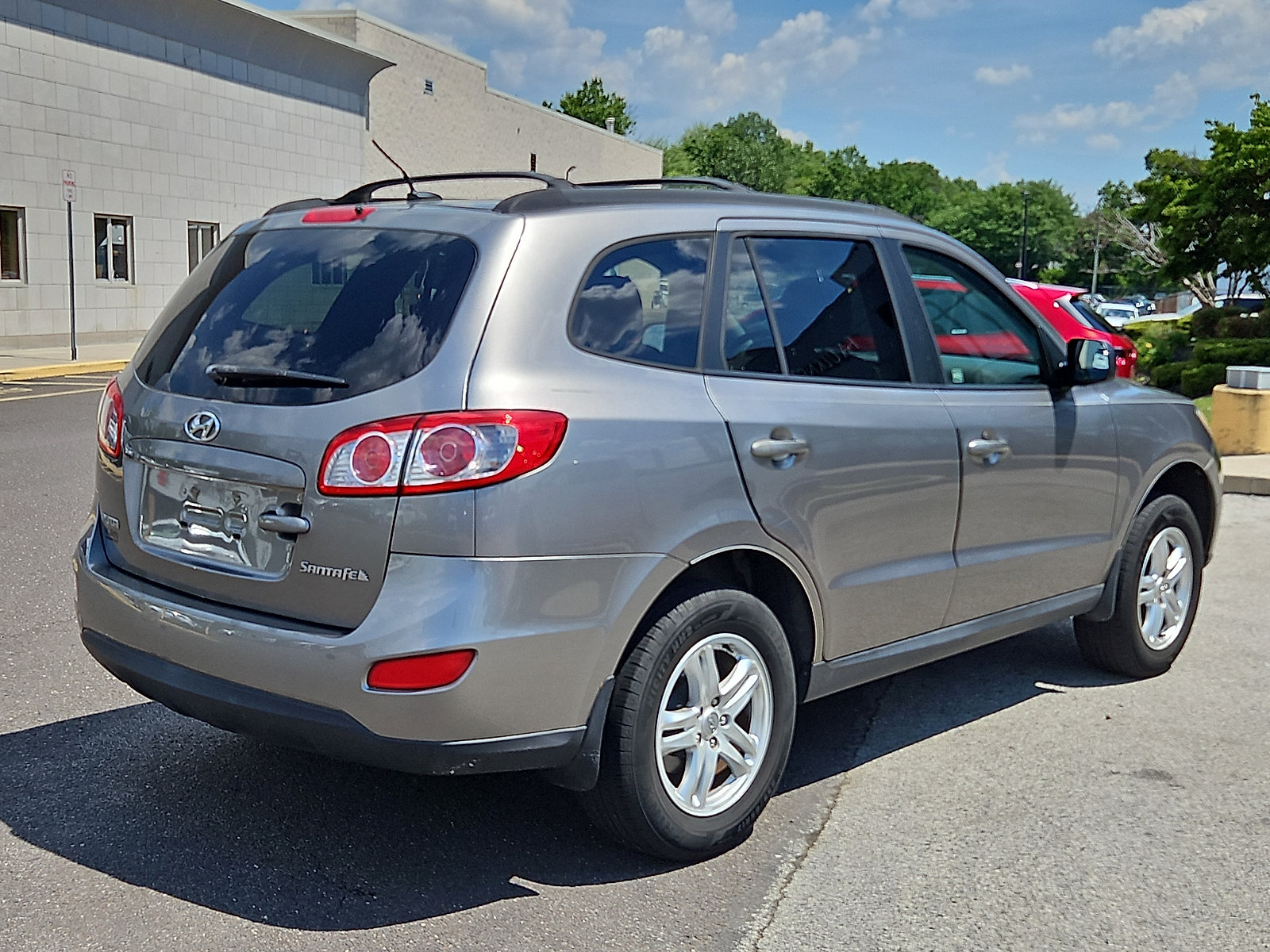 Used 2011 Hyundai Santa Fe GLS FWD image 6