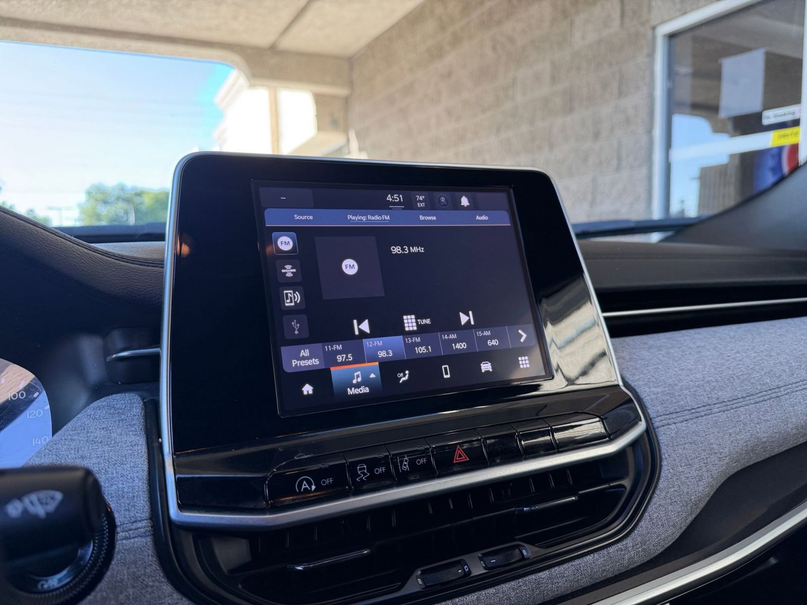 Used 2025 Jeep Compass Latitude AWD/4WD image 20