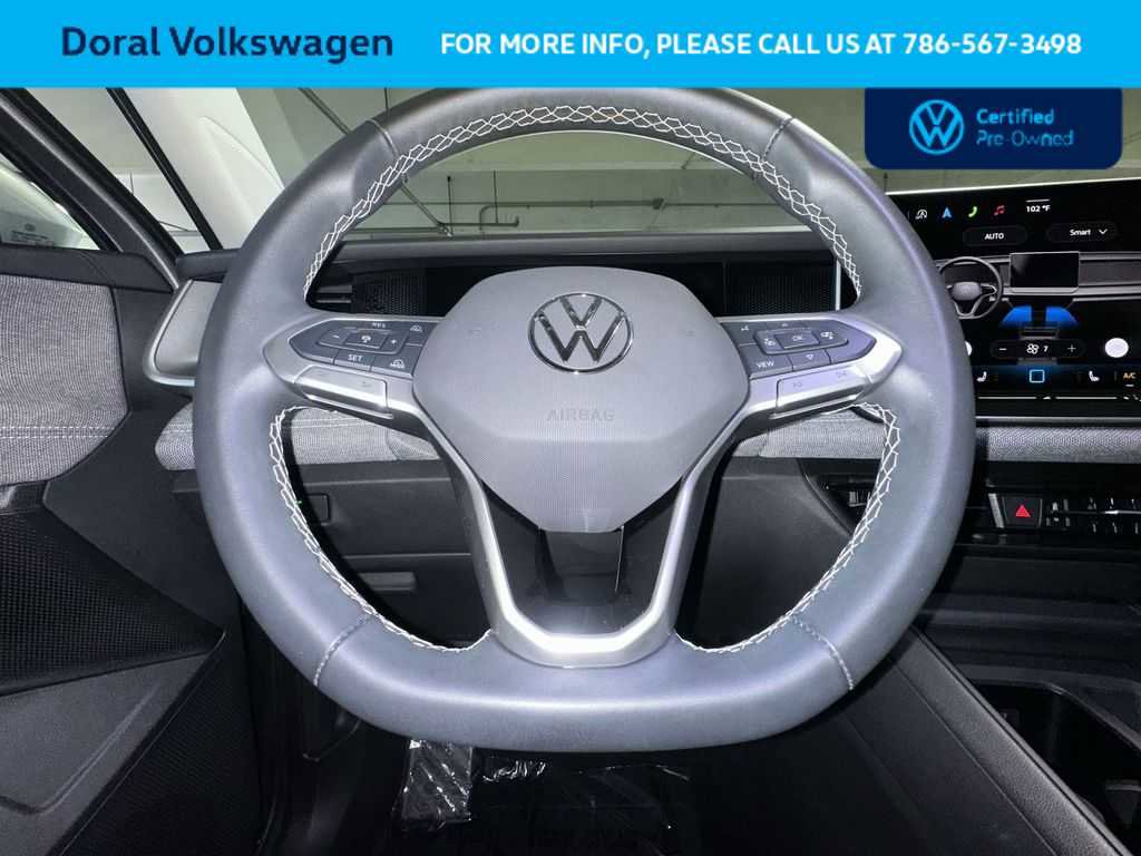 Used 2025 Volkswagen Tiguan S w/ 18" Wheel Package FWD image 15