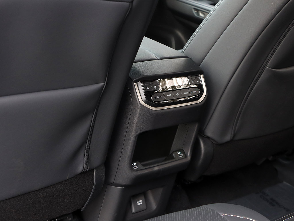 New 2026 Lexus TX 500h AWD w/ Technology Package image 17