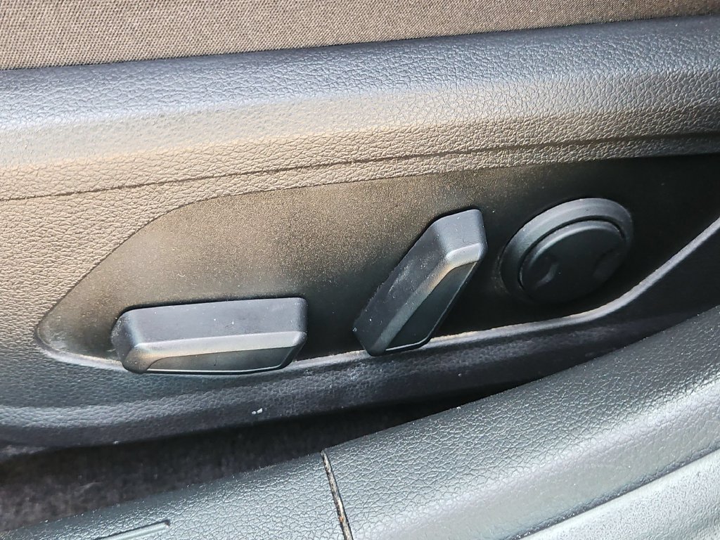 Used 2025 Hyundai Sonata SEL FWD image 14