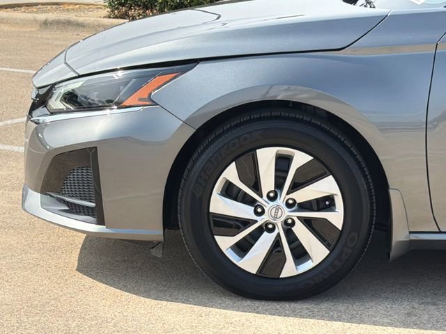 Used 2023 Nissan Altima 2.5 S image 5