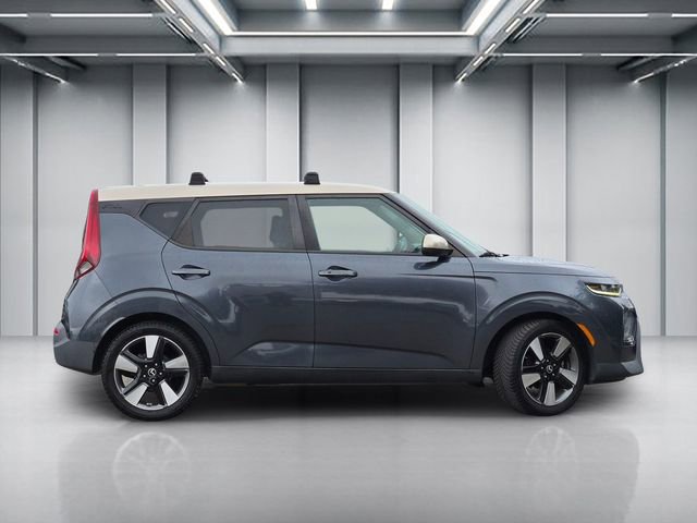Used 2020 Kia Soul EX w/ Option Group 015 FWD image 3