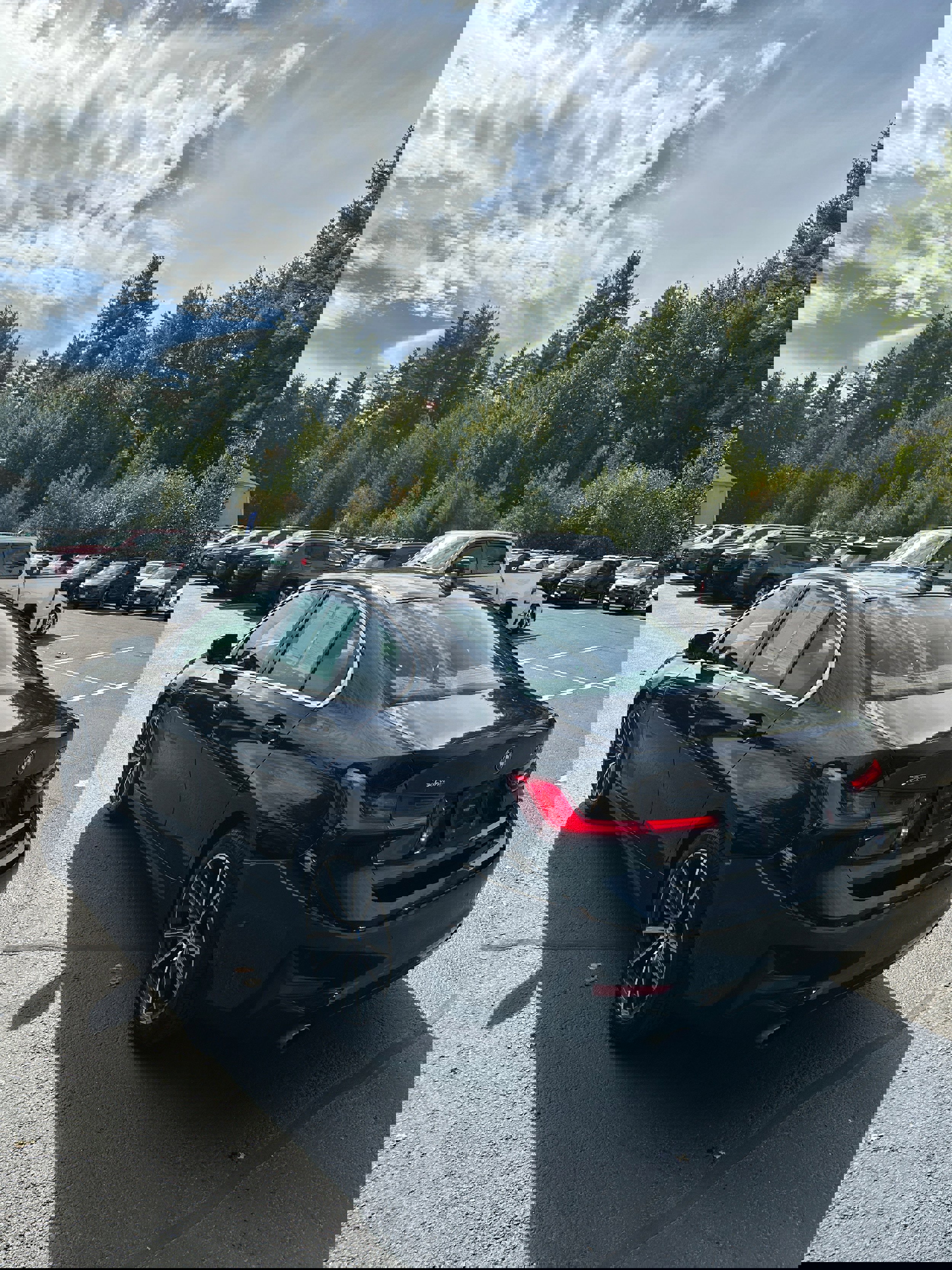 Used 2021 BMW 330e xDrive w/ Convenience Package image 7