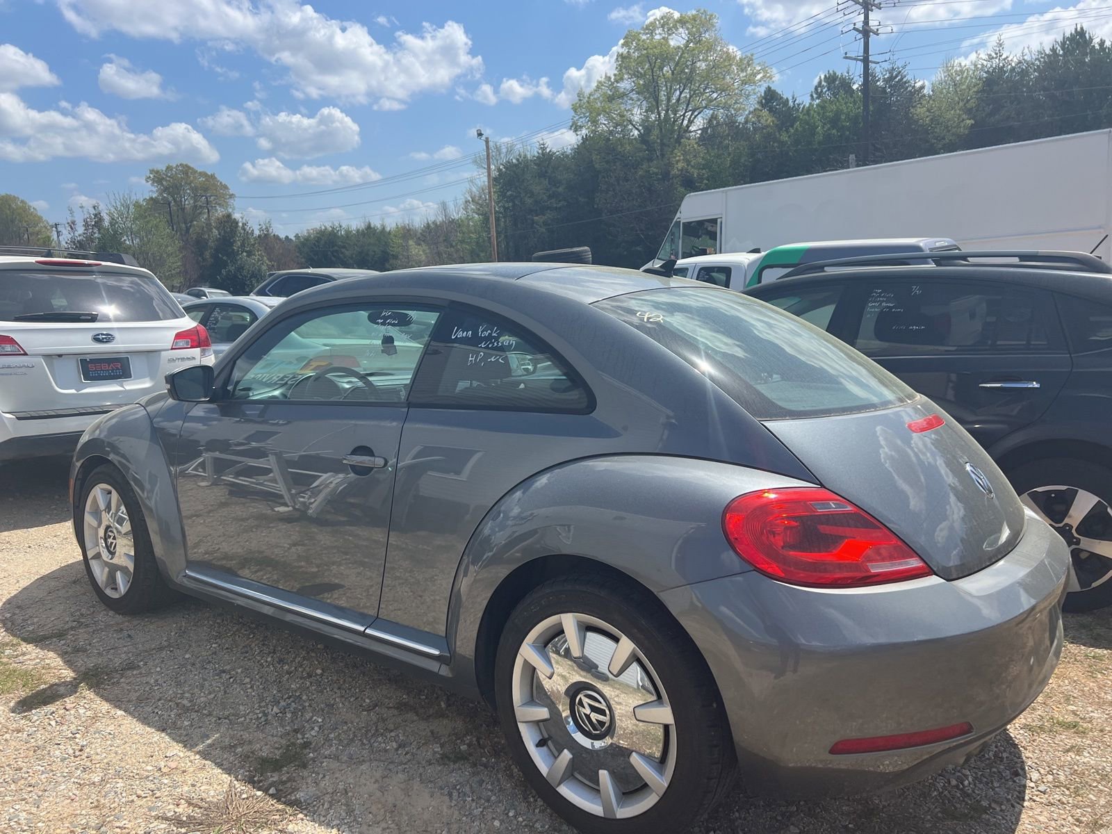 Used 2012 Volkswagen Beetle 2.5 image 13
