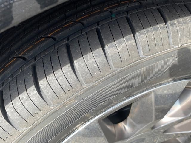 Used 2017 Buick Enclave Premium image 24