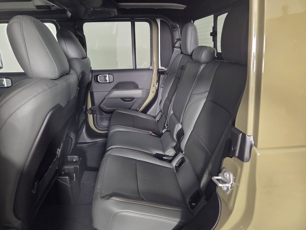 New 2026 Jeep Gladiator Mojave AWD/4WD image 15