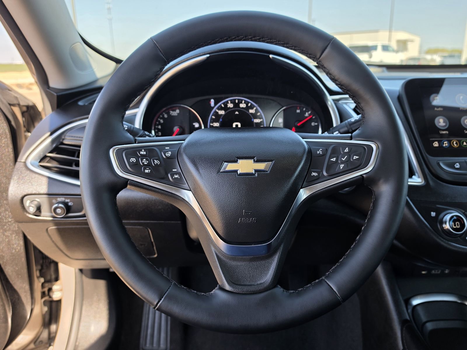 Used 2024 Chevrolet Malibu LT image 24