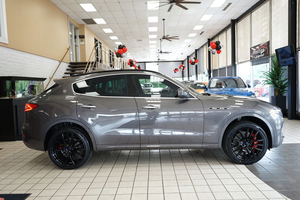 Used 2018 Maserati Levante S GranSport AWD/4WD image 18