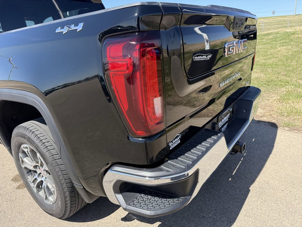 Used 2025 GMC Sierra 1500 SLT image 29