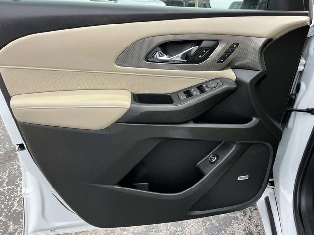 Used 2022 Chevrolet Traverse Premier image 28