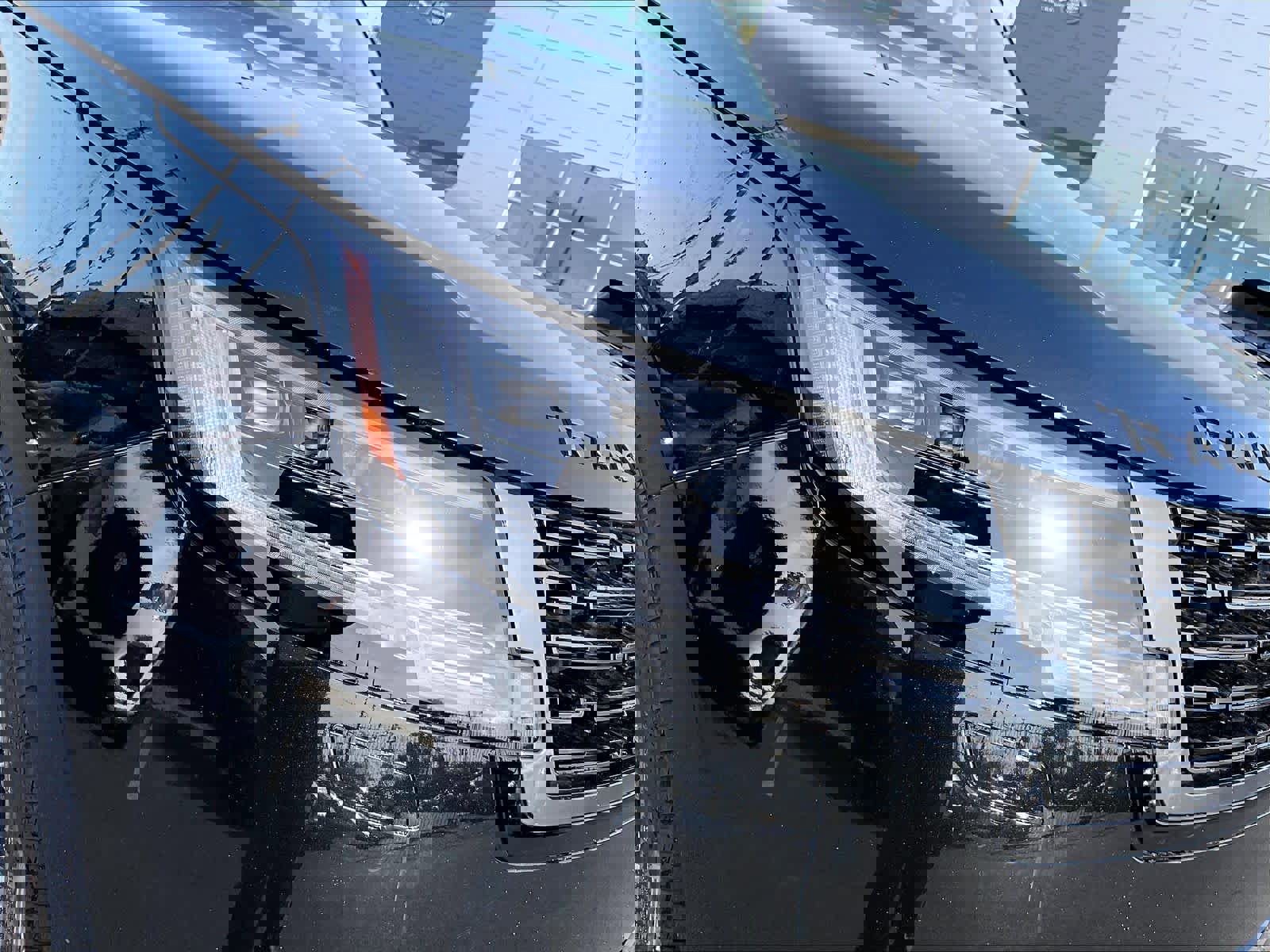 New 2025 Land Rover Range Rover Long Wheelbase SE image 33