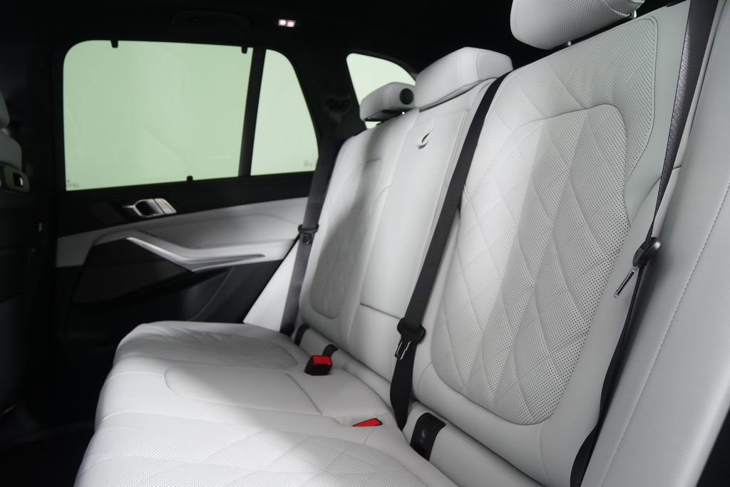 Used 2026 BMW X5 xDrive40i image 15