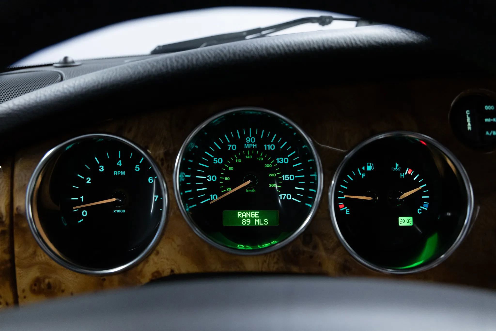 Used 2006 Jaguar XK8 Coupe image 17