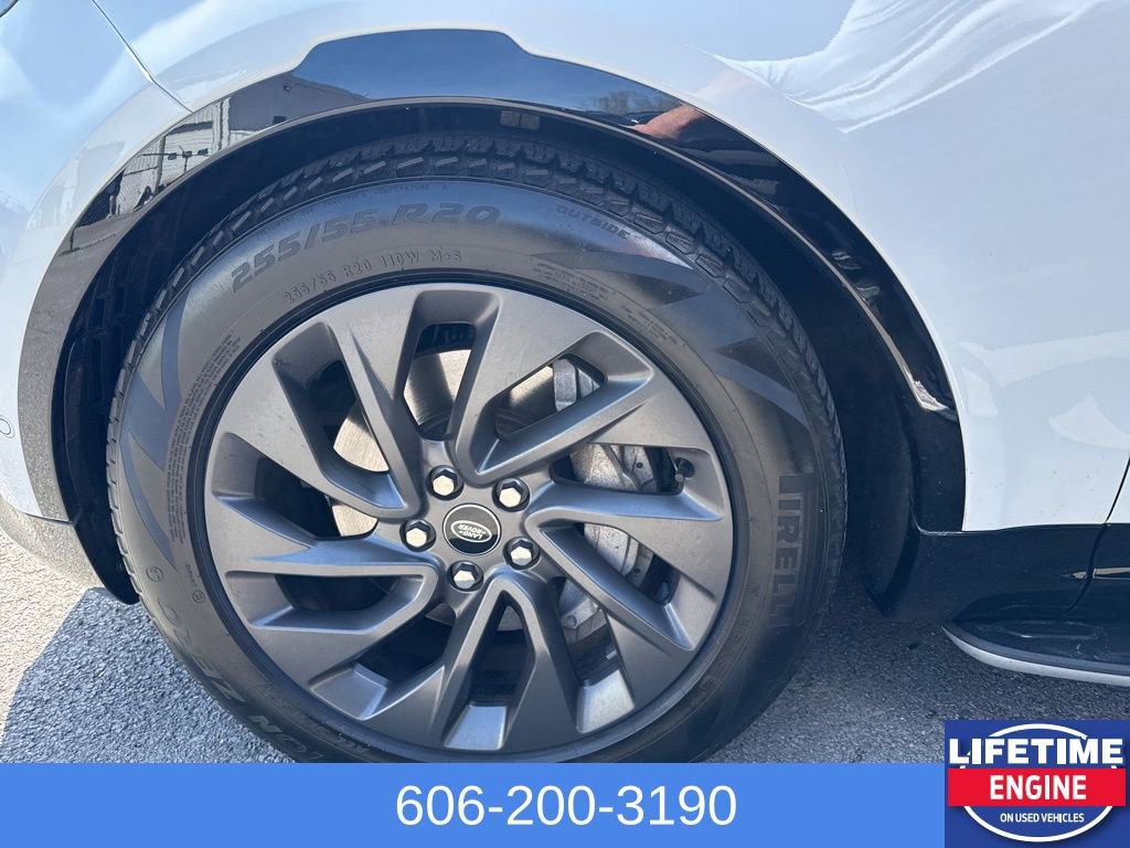 Used 2023 Land Rover Discovery S R-Dynamic image 10