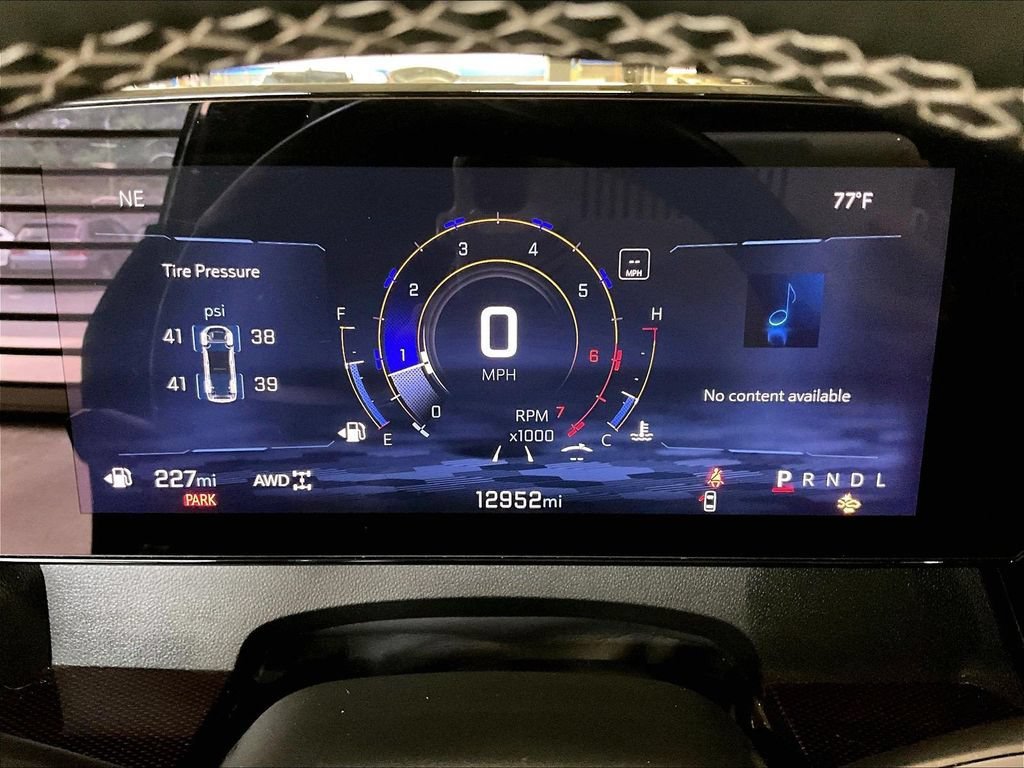 Used 2024 Chevrolet Traverse Z71 AWD/4WD image 26